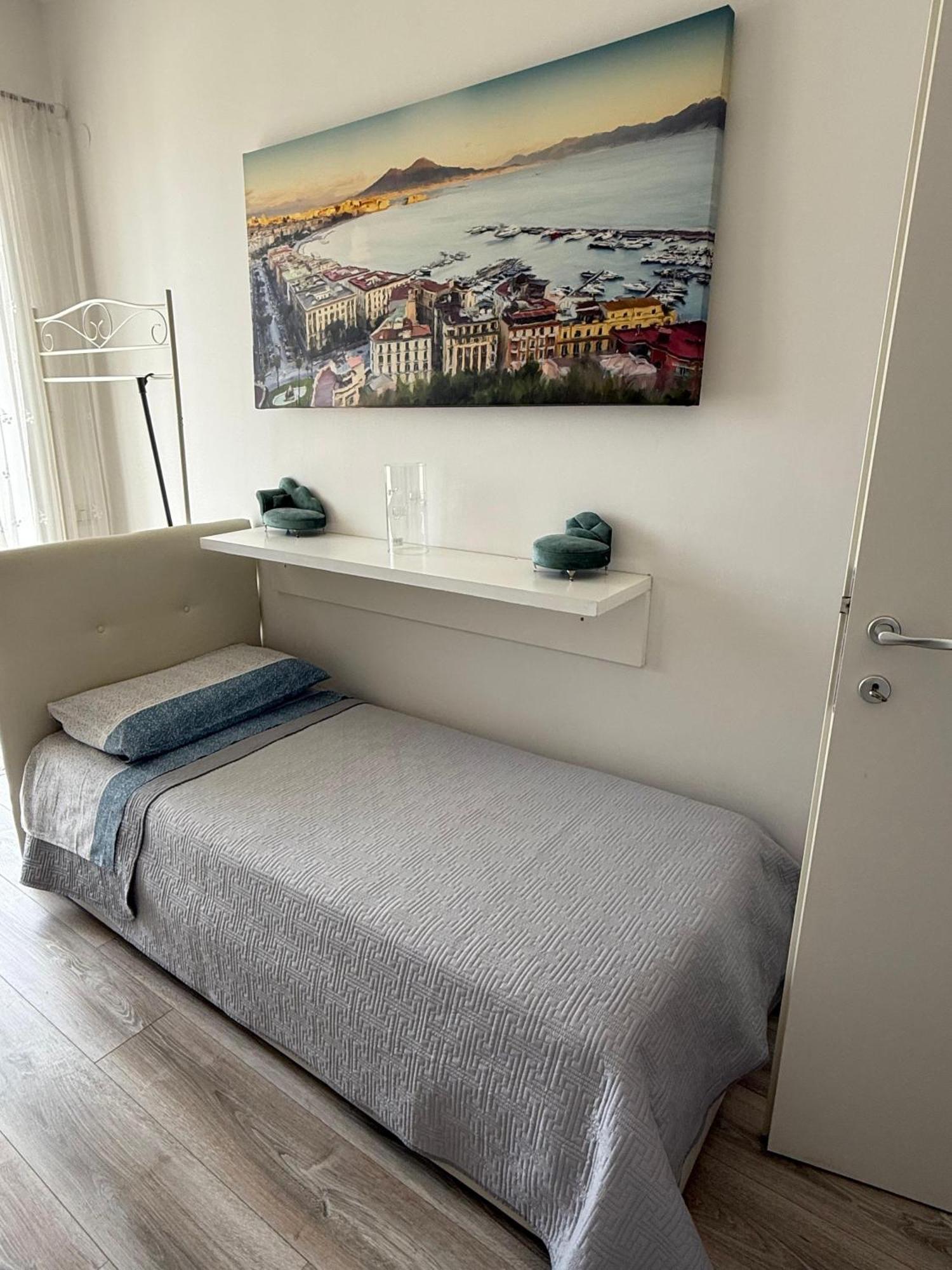 Panoramic Apartment Napoli Esterno foto