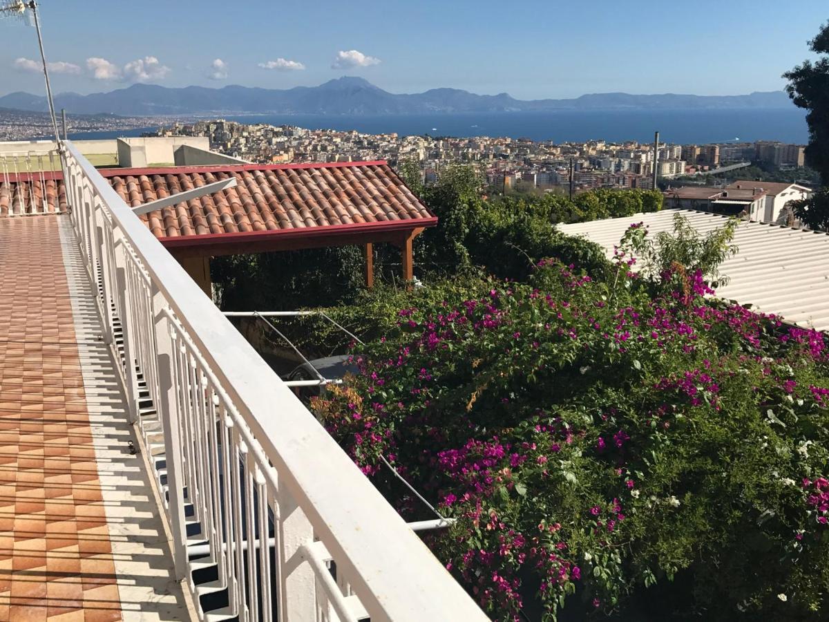 Panoramic Apartment Napoli Esterno foto